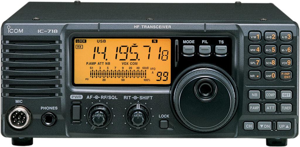 RadioAmateur IC-718 - 1
