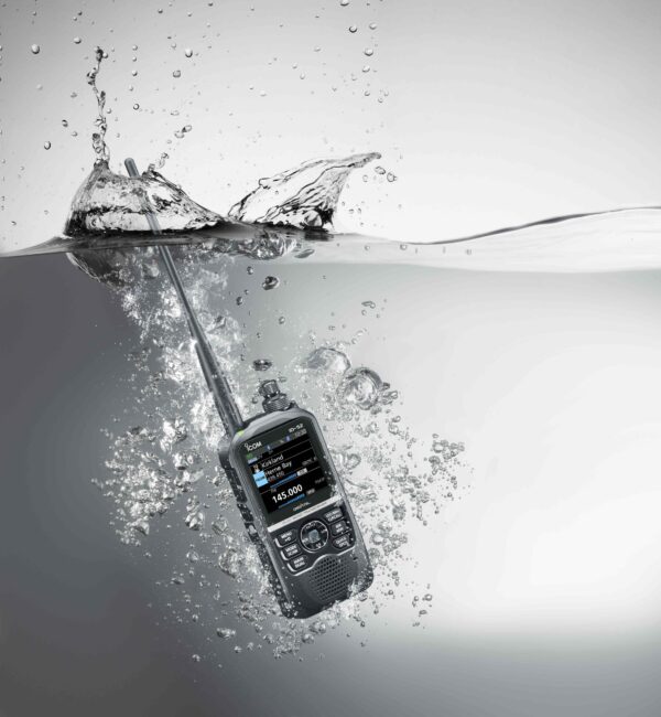 RadioAmateur ID-52E - 12
